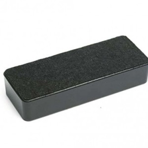Губка для маркерной доски DELI пластик черная с магнитом 125х50х26,5 мм / 7834