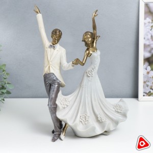 Сувенир полистоун "Молодожёны-свадебный танец"7077664